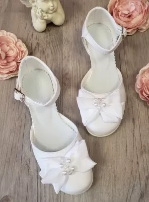 Chaussures cérémonie fille à petits talons avec noeuds ruban