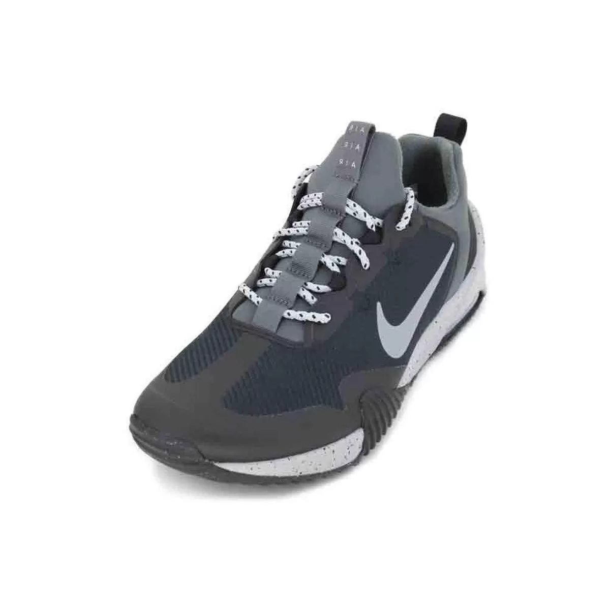 Chaussures de sport Nike air max grigora gris