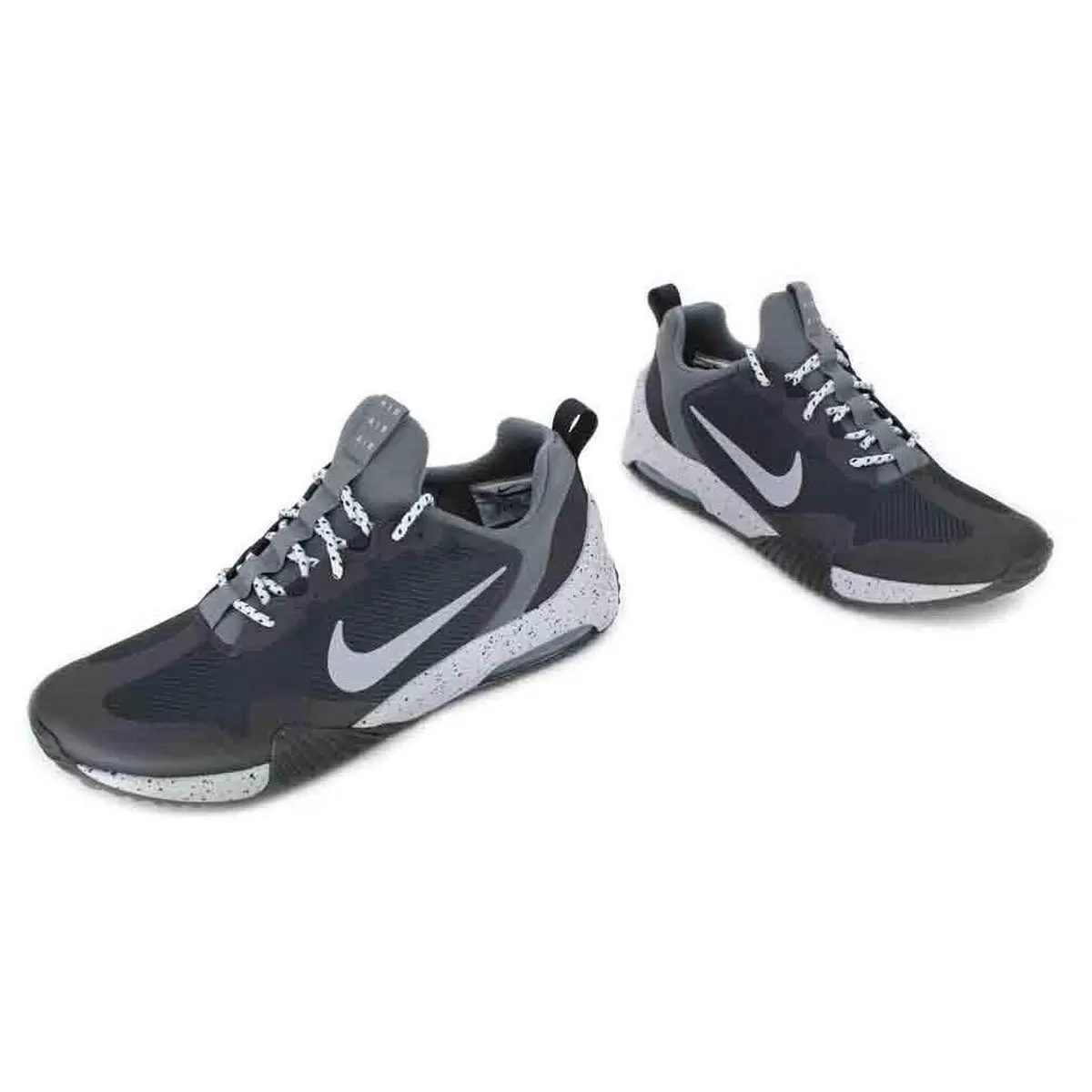Chaussures de sport Nike air max grigora gris