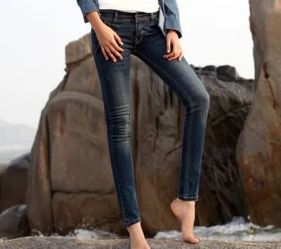 Jeans Moulant Slim pour Femme avec Taille Basse Bleu foncé